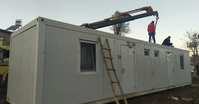 Elazığ’da depremin merkez üssü olan köye konteynerler kuruldu