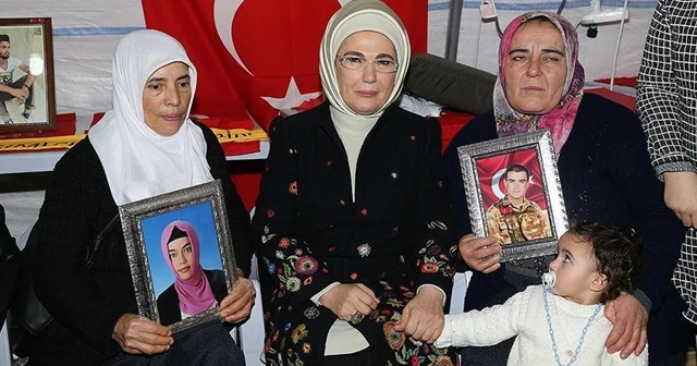 Emine Erdoğan&#039;dan Diyarbakır annelerine ilişkin paylaşım