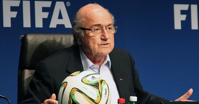 Eski FIFA Başkanı Blatter hakkında suç duyurusu