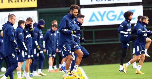 Fenerbahçe'de Sosa ve Tolga Ciğerci antrenmanda yer almadı