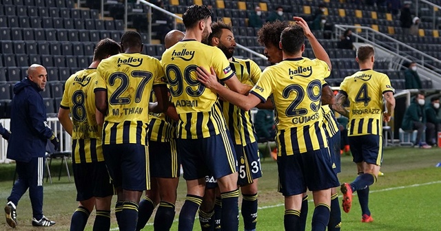 Fenerbahçe Kadıköy&#039;de Başakşehir&#039;i 4-1 yendi