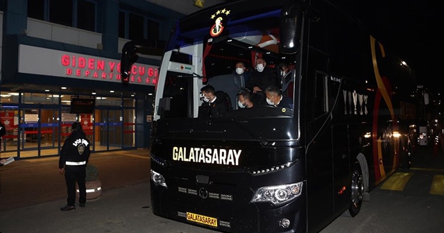 Galatasaray kafilesi, Trabzon&#039;a geldi