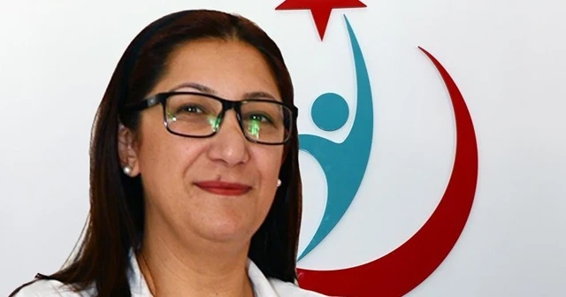 Hemşirelere " Ben salağım" yazdıran başhekim görevden alındı
