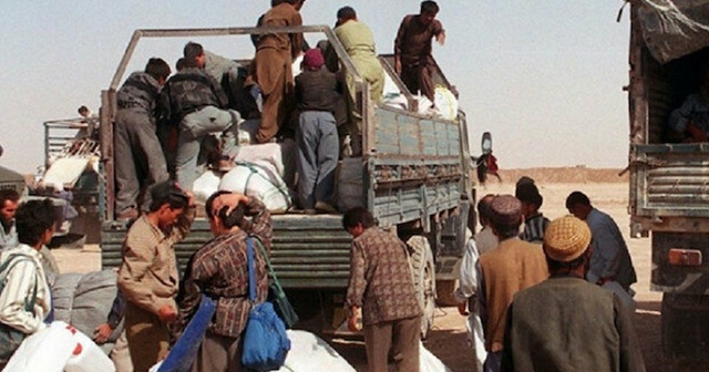 İran&#039;daki Afgan göçmenlerin çileli yaşam mücadeleleri sürüyor