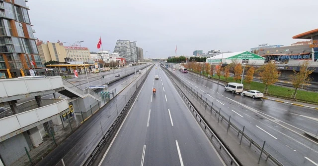 İstanbul’da yollar boş kaldı