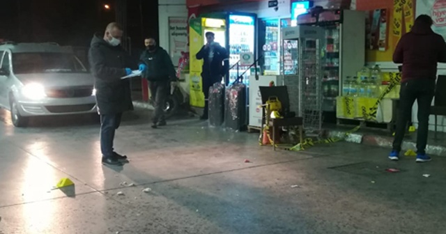 İzmir’de sokağa çıkma kısıtlamasına rağmen silahlı kavga: 1 yaralı