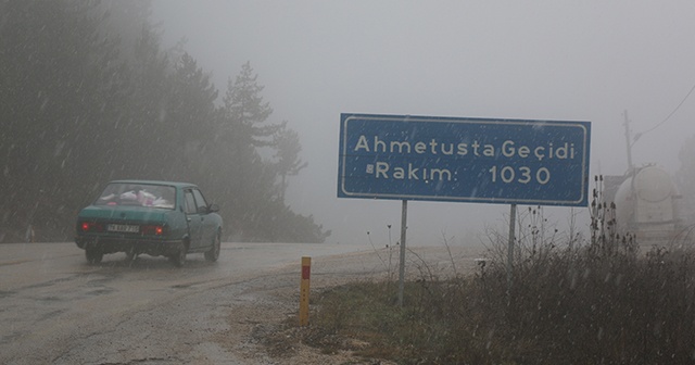 Karabük-Bartın Karayolu&#039;nda kar yağışı başladı