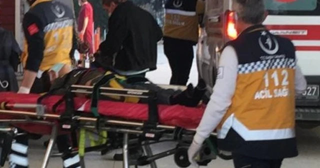 Kısıtlamada dışarıda oyun oynayan çocuğa traktör çarptı