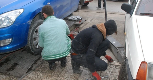 Lastikçilerde 1 Aralık yoğunluğu