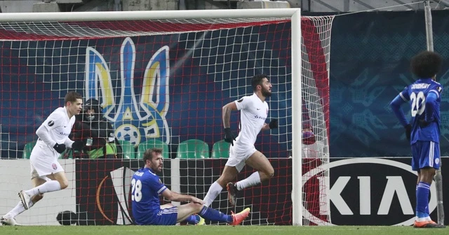 Leicester City'i Allahyar yıktı