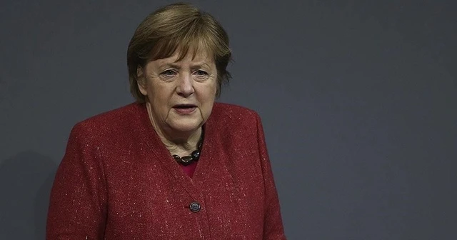 Merkel&#039;den Türkiye açıklaması: Görüşmelerden sonuç alamadık