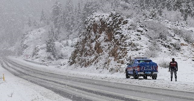 Meteorolojiden sağanak ve kar uyarısı