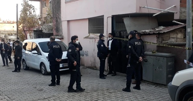 Rehin aldığı annesini pompalı tüfekle öldürdü