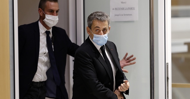 Sarkozy yolsuzluk suçlamalarını reddetti