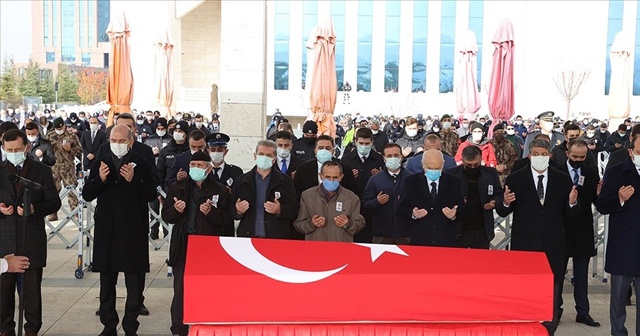 Şehit polis memuru Metin Gülmez son yolculuğuna uğurlandı