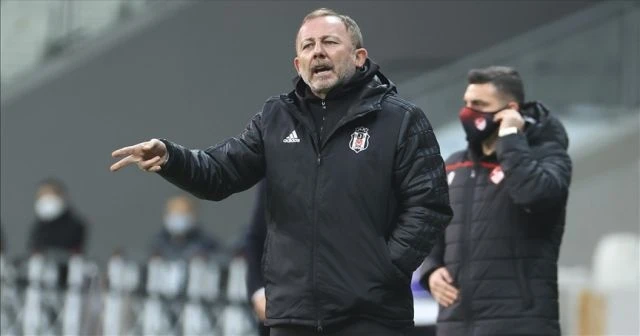 Sergen Yalçın: Ben oyundan atılırsam, başınız göğe mi erecek