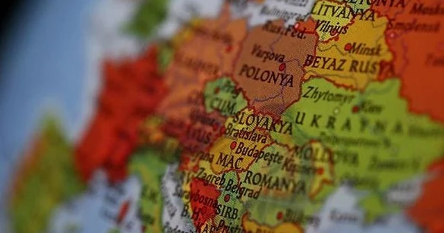Slovakya tam kapanma ilan etti