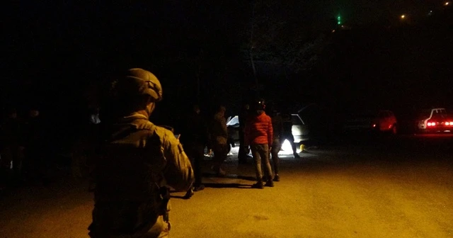 Trabzon'da sıcak saatler: Kaçak mahkum jandarmanın üzerine araç sürdü