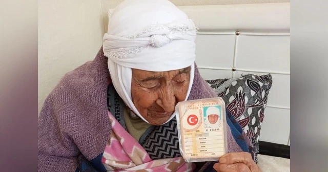 Türkiye’nin en yaşlı kadını hayatını kaybetti