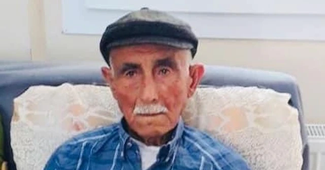 Yanan evini söndürmeye çalışırken öldü