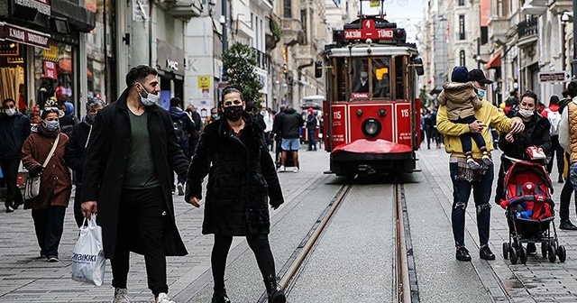 Yerlikaya: İkinci dalganın zirve noktasını geride bıraktık