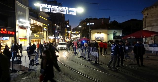 Yılbaşına saatler kala Taksim önceki yılları aratmadı