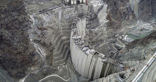 Yusufeli Barajı&#039;nın tamamlanmasına 15 metre kaldı