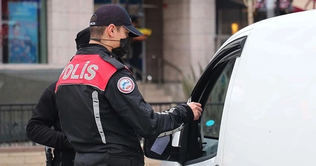 "Aranan Şahıslar ve Göçmen Kaçakçılığı Uygulaması"nda 2 bin 475 kişi yakalandı