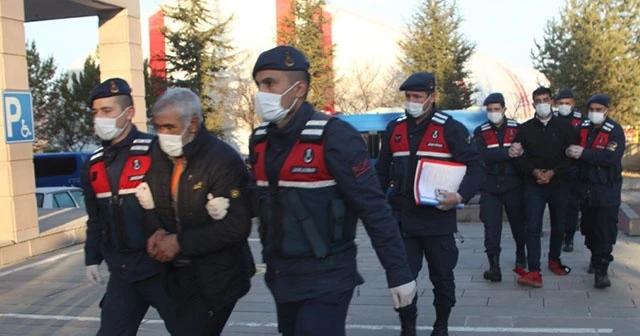 2 genci öldürerek gömen şüpheliler: "İyi çekin"