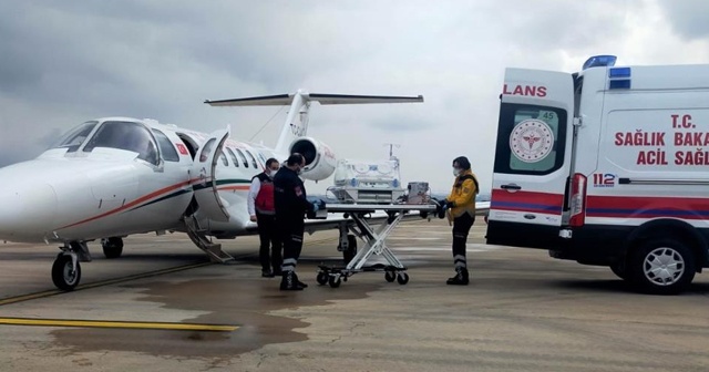 3 günlük bebek ambulans uçakla Bursa&#039;ya getirildi