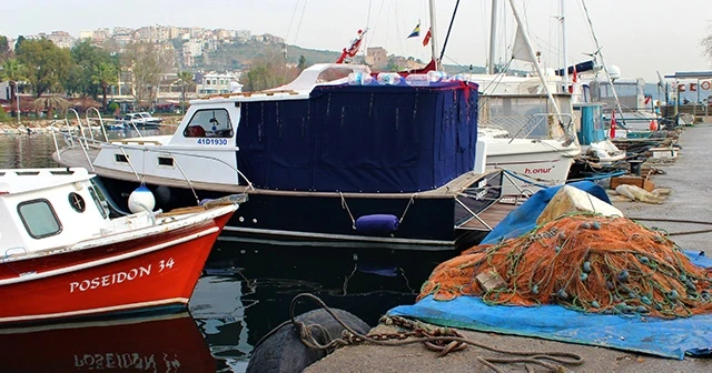Denizde balık olmayınca, ağlar karada kaldı