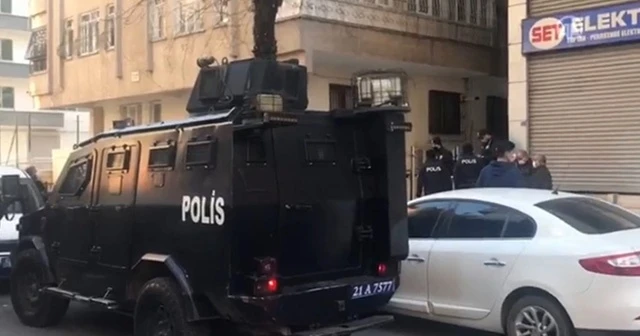 Diyarbakır'da bir evde 3 kişinin cesedi bulundu