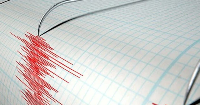 Ege Denizi'nde 4 büyüklüğünde deprem