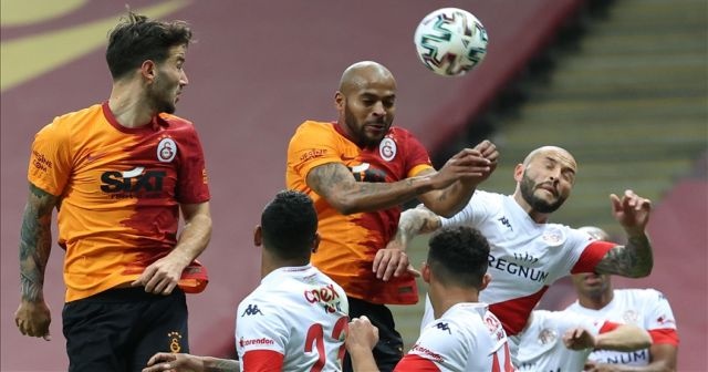 Galatasaray sahasında Antalyaspor ile 0-0 berabere kaldı