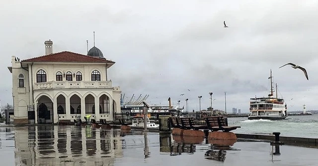 İstanbul sokaklarında kısıtlama sessizliği hakim