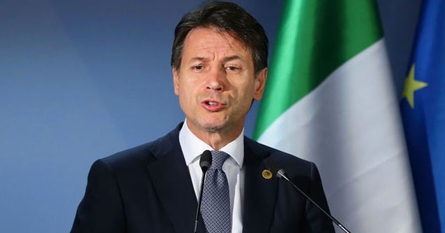 İtalya&#039;da Başbakan Conte ve hükümeti istifa etti
