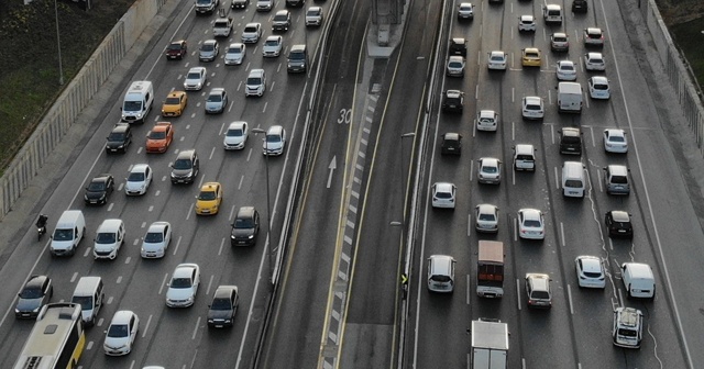 Kısıtlama öncesi trafik durma noktasına geldi