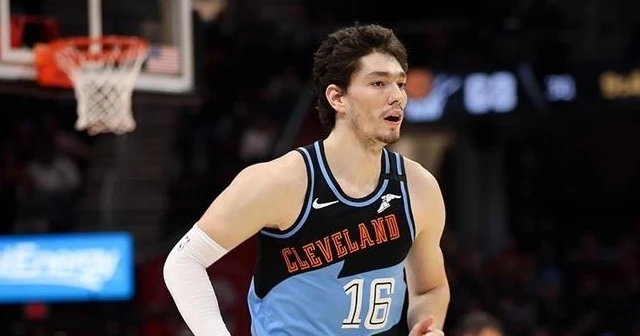 NBA'de Cavaliers Cedi'nin 25 sayı attığı Nets maçını iki uzatmada kazandı