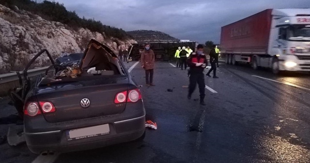 Pozantı-Ankara otoyolunda feci kaza: 5 ölü, 2 yaralı