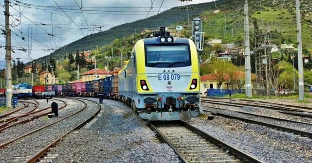 Rusya’ya ilk ihracat treni yarın yola çıkıyor