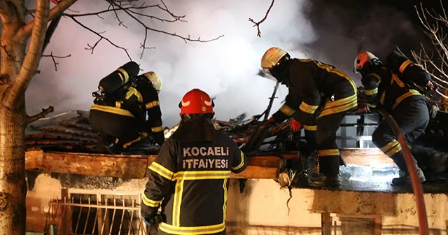 Sobadan çıkan yangın evi küle çevirdi