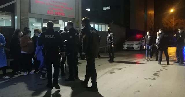 Taksi şoförünü bıçaklayıp aracını kaçırdılar