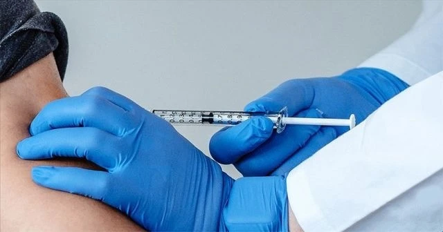 Türkiye'nin Covid-19 aşı programı dünya gündeminde
