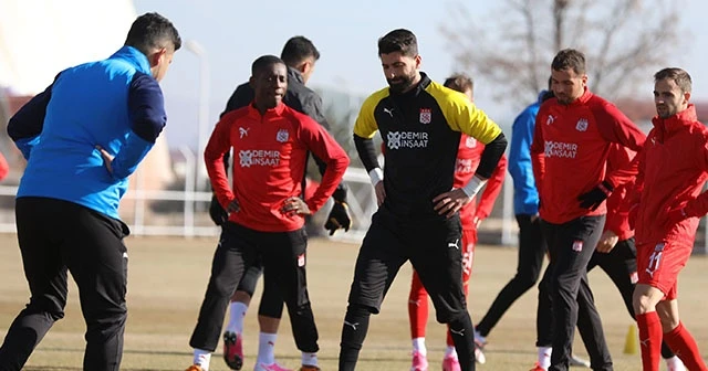 Yiğidolar, taktik çalıştı