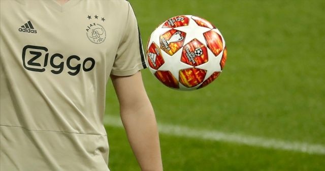 Ajax, yeni transferini UEFA Avrupa Ligi'nde oynatamayacak