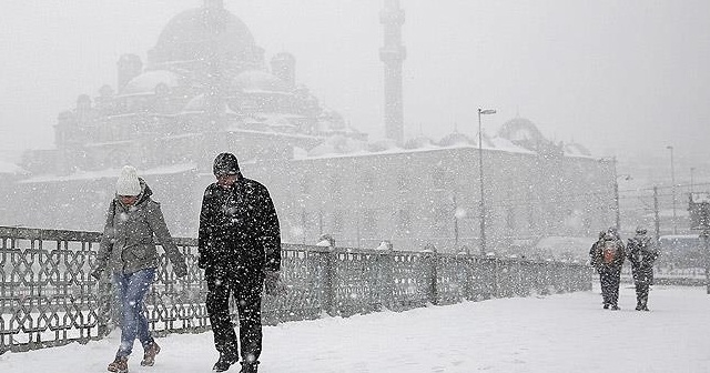 Beklenen kar yağışı 1987, 2002 ve 2004&#039;teki gibi olabilir