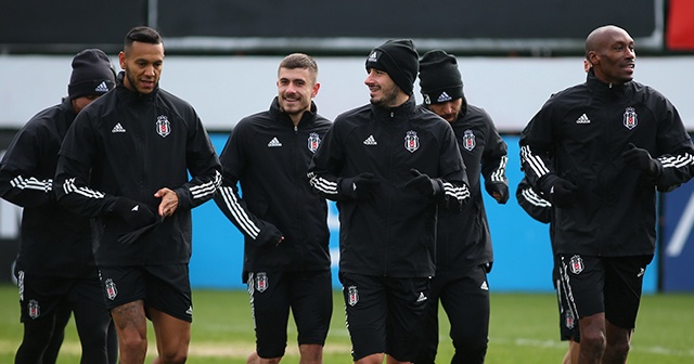 Beşiktaş&#039;ta Dorukhan ve Gökhan müjdesi