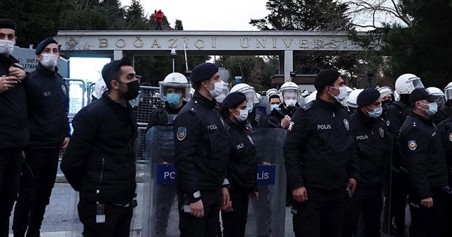 Boğaziçi Üniversitesi eylemcilerinden 30’u tutuklama talebiyle mahkemeye sevk edildi