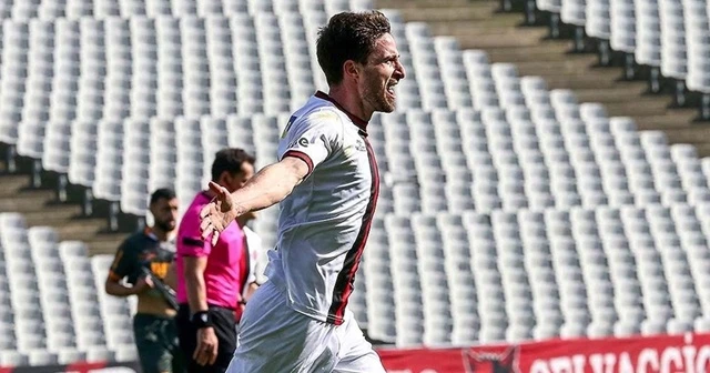 Borini performansıyla dikkati çekiyor