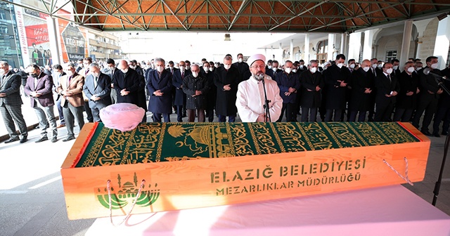 Cumhurbaşkanı Erdoğan, Hafız Abdullah Nazırlı&#039;nın cenaze namazına katıldı
